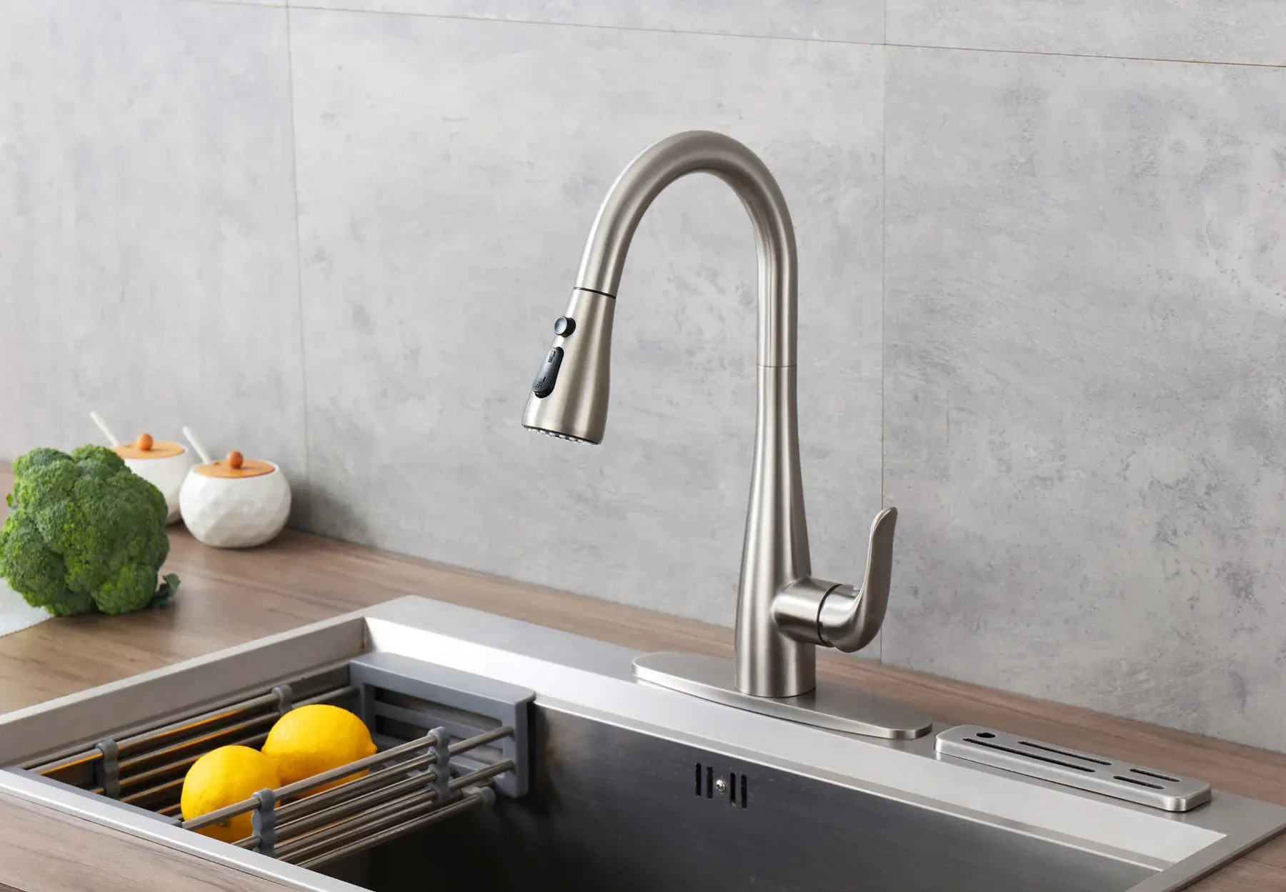 Kitchen taps